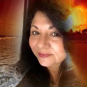 Meet your Posher, Angie